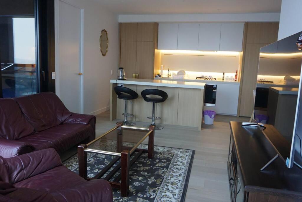 Skyone Lux 2Bed Room Aprt In Boxhill With Car Park Box Hill Exterior photo